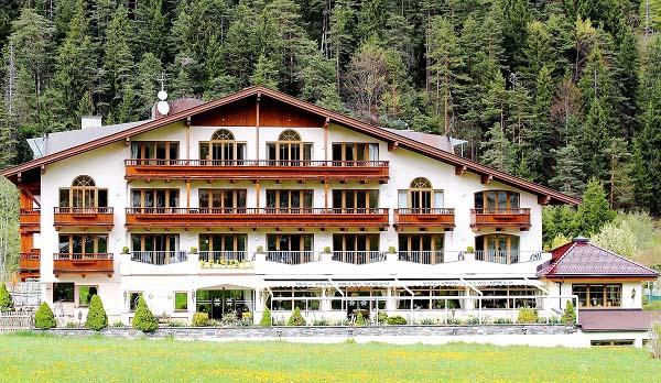 Een foto van hotel Kristall in Pertisau