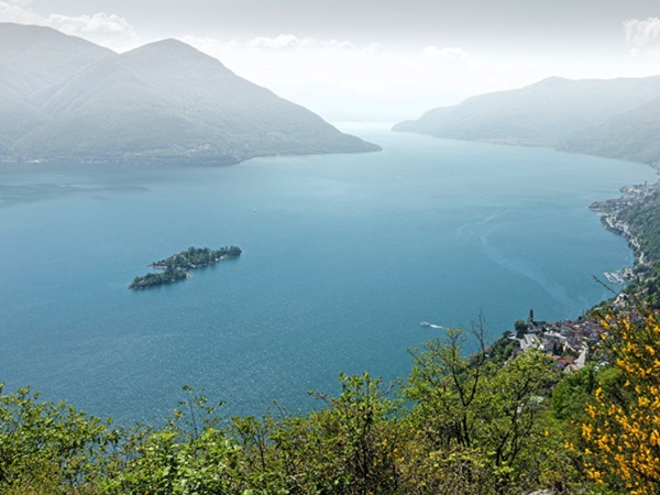 Een foto van Lago Maggiore in Brissago