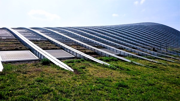 Foto van het speciale dak van dit kunstmuseum